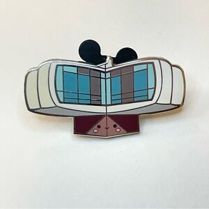 Disney People House of The Future Kingdom of Cute Mystery Attraction Pin